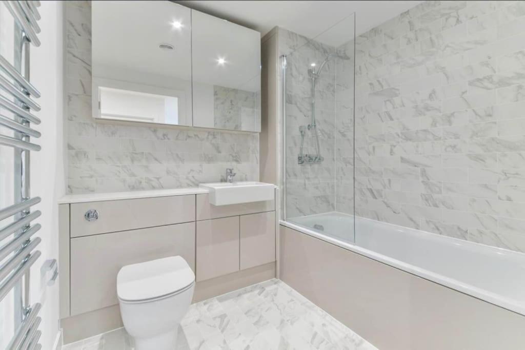 Luxury 2B2B In Central Лондон Екстериор снимка