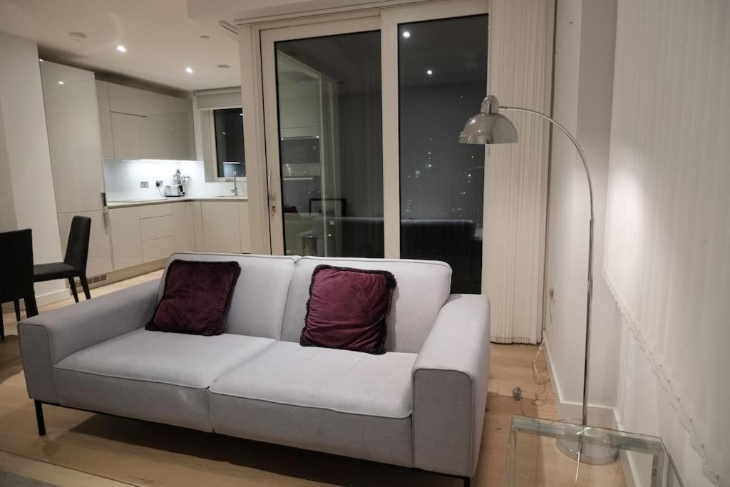 Luxury 2B2B In Central Лондон Екстериор снимка